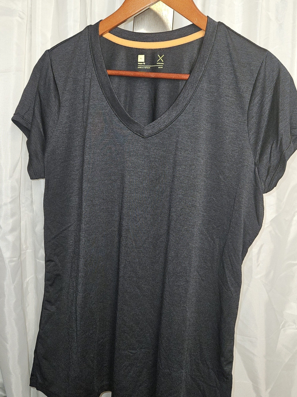 Xersion Black V-Neck Short Sleeve Tee XL